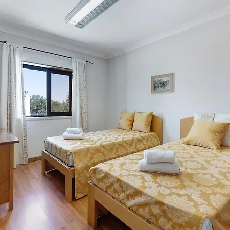 펜션 Akademia House *