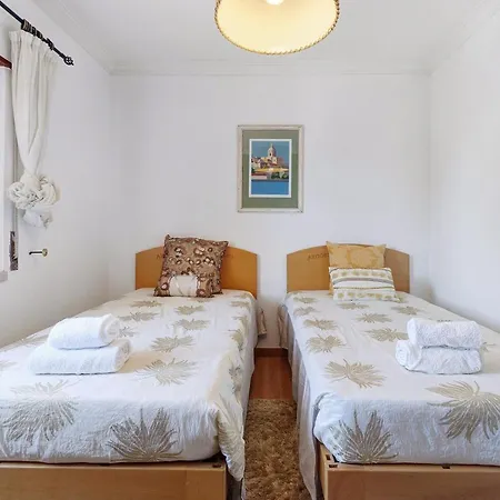 Akademia House 펜션